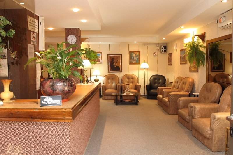 Recepcion Hotel Internacional Villa Gesell Buenos Aires