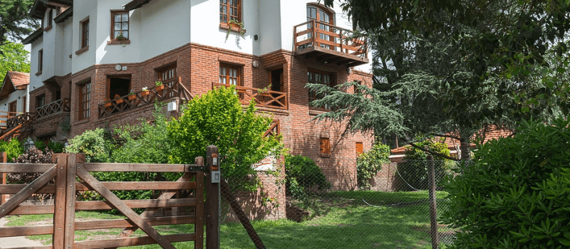 Cabaña Gonzalez en Villa Gesell Buenos Aires Argentina